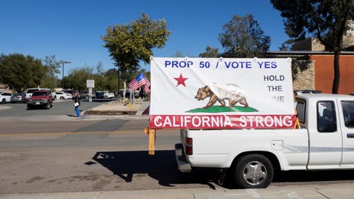 Gobierno de Trump Demanda a California por Plan de Redistribución de Distritos