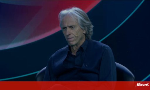 Jorge Jesus Elogia Longevidade, Profissionalismo e Inteligência de Ronaldo
