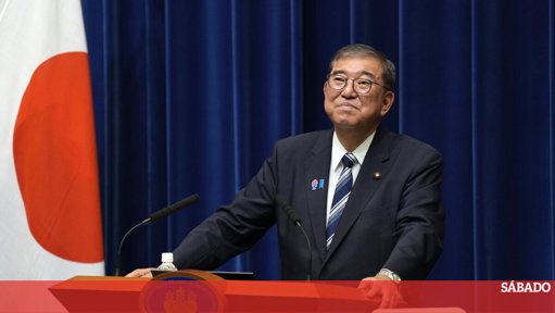 Crise Política no Japão e Demissão do Primeiro-Ministro