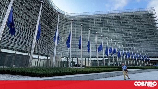 Eurodeputados pressionam para o fim das importações de gás russo até 2026