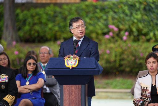 Petro propone un "gobierno de transición compartido" para Venezuela