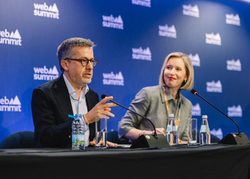 Microsoft Anuncia Investimento de 10 Mil Milhões de Dólares em Centro de IA em Sines