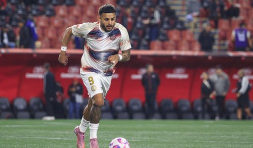 Toluca apunta al bicampeonato mientras espera la recuperación de su capitán, Alexis Vega