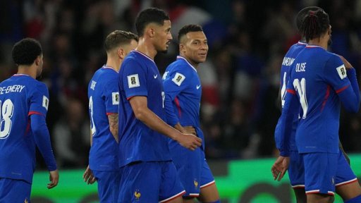 Mbappé e Camavinga dispensados da seleção francesa por lesão
