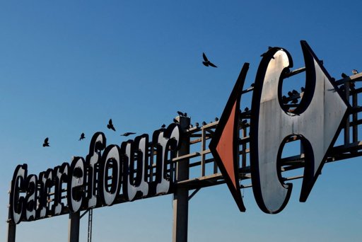 La famille Saadé (CMA CGM) devient un actionnaire de référence de Carrefour