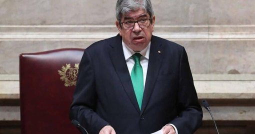 Ferro Rodrigues classifica sistema judicial de "kafkiano" no âmbito da 'Operação Influencer'