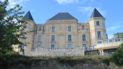 Le maire de Marseille annule la projection du film "Sacré Cœur", invoquant la laïcité