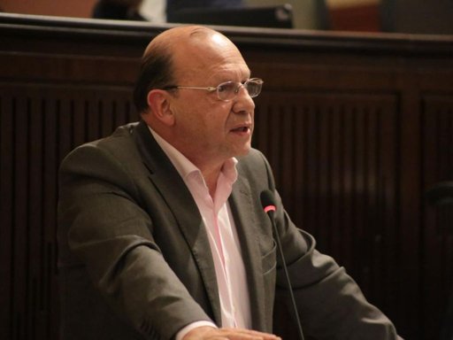 Hundimiento de la reforma tributaria desencadena crisis política y fiscal