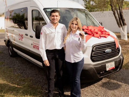 Alcalde de Matamoros dona nueva camioneta a Casa Hogar para mejorar movilidad de los niños