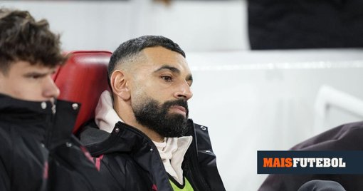 Tensão no Liverpool: Mohamed Salah manifesta descontentamento após ser relegado para o banco