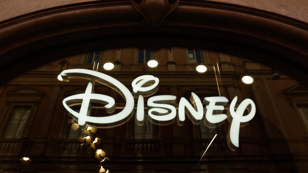 Lucros da Disney duplicam no terceiro trimestre fiscal para 4,53 mil milhões de euros