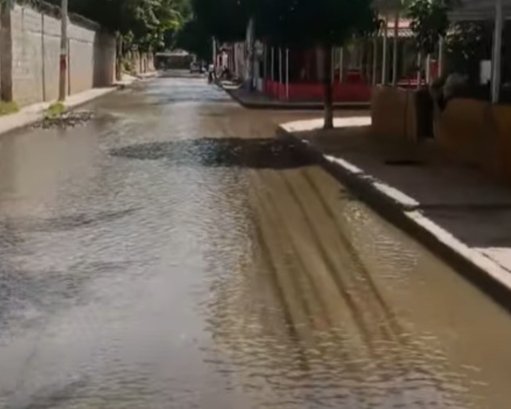 Fallas en servicios de agua y alcantarillado generan crisis sanitaria y afectan al turismo