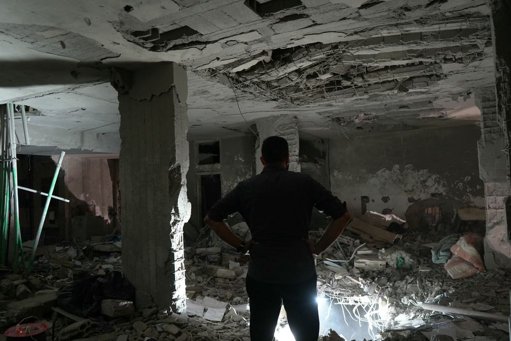 Israël frappe Beyrouth et tue un haut commandant du Hezbollah