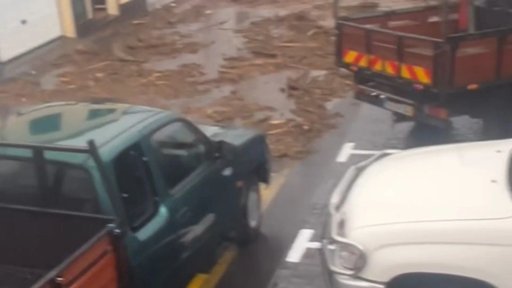 Mau Tempo nos Açores Causa Inundações e Danos Materiais em São Miguel