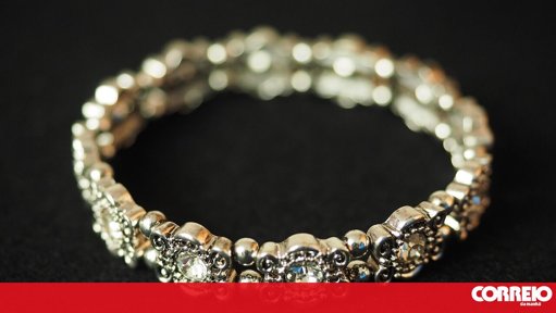 Prata atinge máximo histórico mas analistas alertam para elevada volatilidade