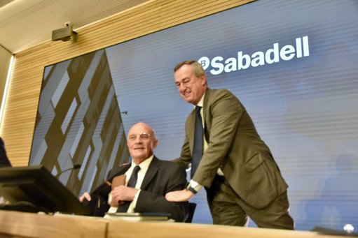 BBVA mejora su OPA por Sabadell mientras el consejo se inclina por el rechazo
