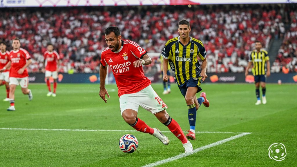 Jogadores do Benfica pragmáticos e confiantes para a segunda mão