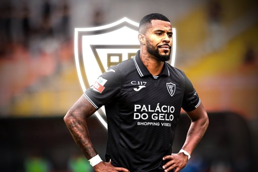 André Clóvis, do Académico de Viseu, Coroado Rei dos Golos e dos Prémios na II Liga