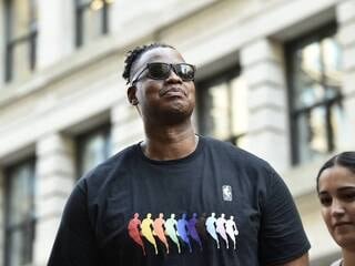 L'ancien joueur NBA Jason Collins révèle être atteint d'un cancer en phase terminale