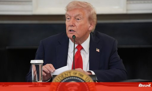 Escalada na Guerra Comercial: Trump Anuncia Tarifas de 100% sobre a China