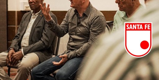 Santa Fe inicia su proyecto para la Copa Libertadores 2026 con renovaciones y búsqueda de técnico