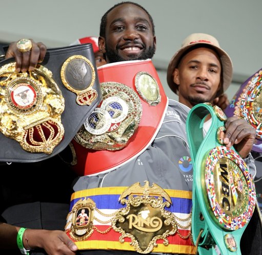 El Debate sobre una Posible Revancha con Terence Crawford