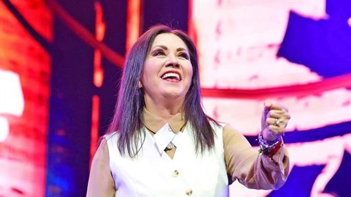 Ana Gabriel condena asesinato de alcalde en pleno concierto y el video se viraliza