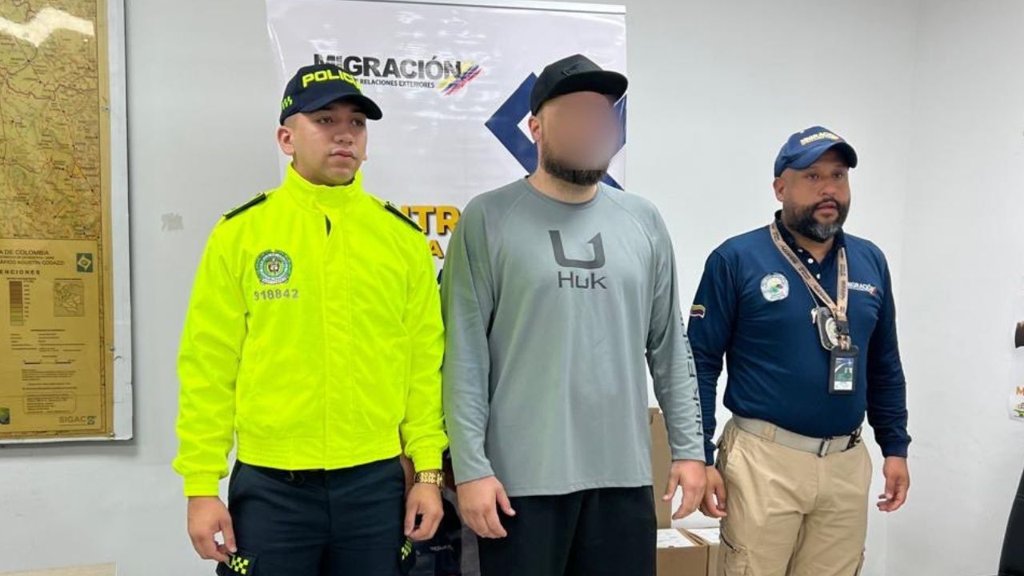 Capturan en aeropuerto de Rionegro a ciudadano estadounidense requerido por homicidio