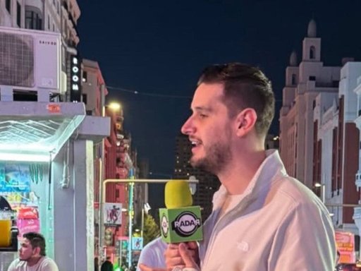 La rivalidad entre Adrián Marcelo y Poncho de Nigris se extiende a su familia, con una oferta económica a 'Doña Alegría'