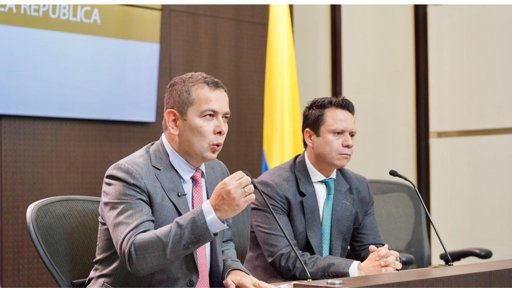 Radican en el Senado proyecto de ley para mitigar déficit de gas natural en Colombia