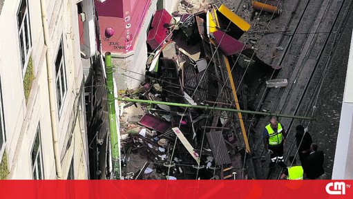 Um mês após tragédia do Elevador da Glória, famílias aguardam indemnizações