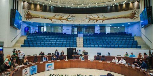 Concejo de Medellín Aprueba Presupuesto de $12.06 Billones para 2026 con Fuerte Énfasis Social