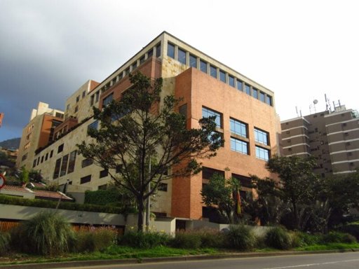 Ministerio del Trabajo inspecciona el Club El Nogal por presuntos despidos masivos