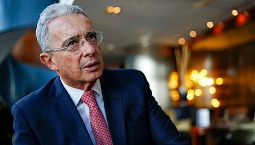 Álvaro Uribe renuncia a la prescripción y fuerza una decisión de fondo en su proceso