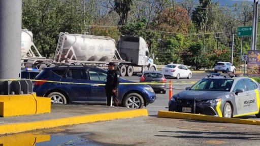 Bebé de un año muere tras caer de un vehículo y ser atropellado por su madre en Nuevo León