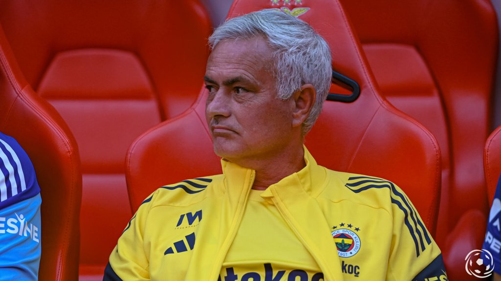 Fenerbahçe com forte investimento no mercado antes de defrontar o Benfica