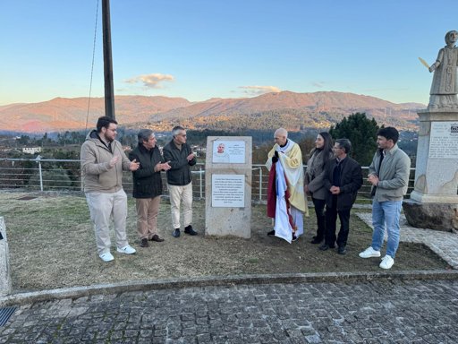 Comunidade de Aboim das Choças Homenageia Padre Orlando Carreira