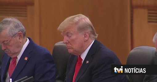 Guerra comercial escala com anúncio de tarifas de 100% dos EUA sobre a China