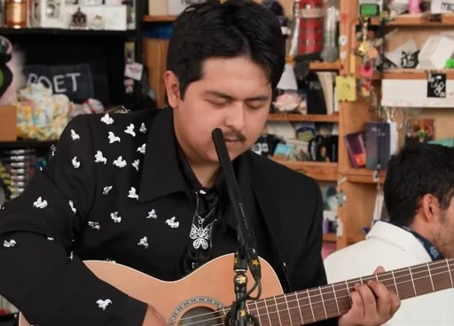 De barrendero en CDMX a Washington: Macario Martínez triunfa en Tiny Desk Concerts