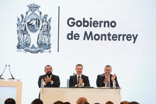 Monterrey otorga la Medalla Diego de Montemayor al exgobernador Fernando Canales Clariond
