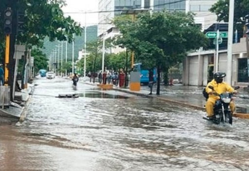 Intensas lluvias ponen en alerta a Santa Marta y el Magdalena por riesgo de deslizamientos e inundaciones