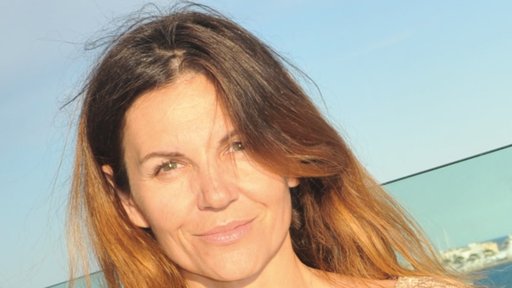 Véronika Loubry annonce le décès de son compagnon Gérard Kadoche sur Instagram