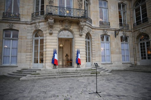 La gestion des "affaires courantes" par un gouvernement démissionnaire