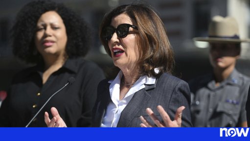 Tensão na Saúde Pública dos EUA: Vacinação no Centro de Disputa Política