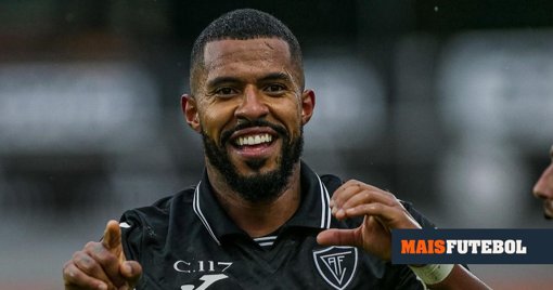 André Clóvis Volta a Ser Herói e Dá Vitória ao Académico de Viseu sobre o Chaves
