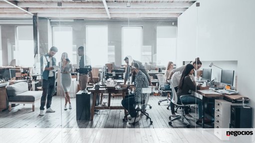 Impacto Geral das Tarifas dos EUA no Comércio e Confiança Empresarial