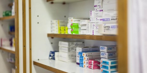 Escassez de Medicamentos na Europa Leva Portugal a Proibir Exportações