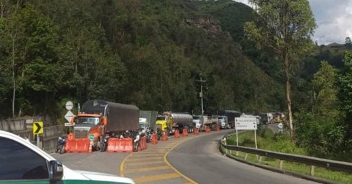 Cierre de la Vía al Llano Genera Crisis Económica y de Empleo en la Amazorinoquía