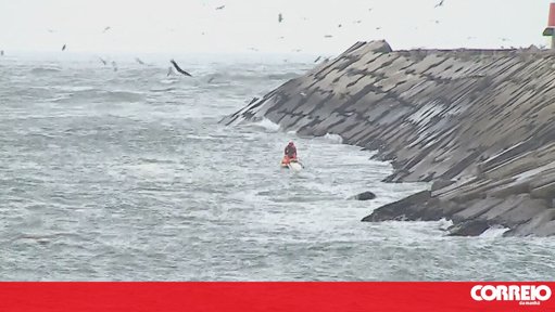 Buscas por Pescadores Desaparecidos em Caminha Condicionadas pelo Mau Tempo
