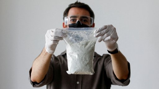 EE.UU. y China Acuerdan Controlar Precursores Químicos del Fentanilo